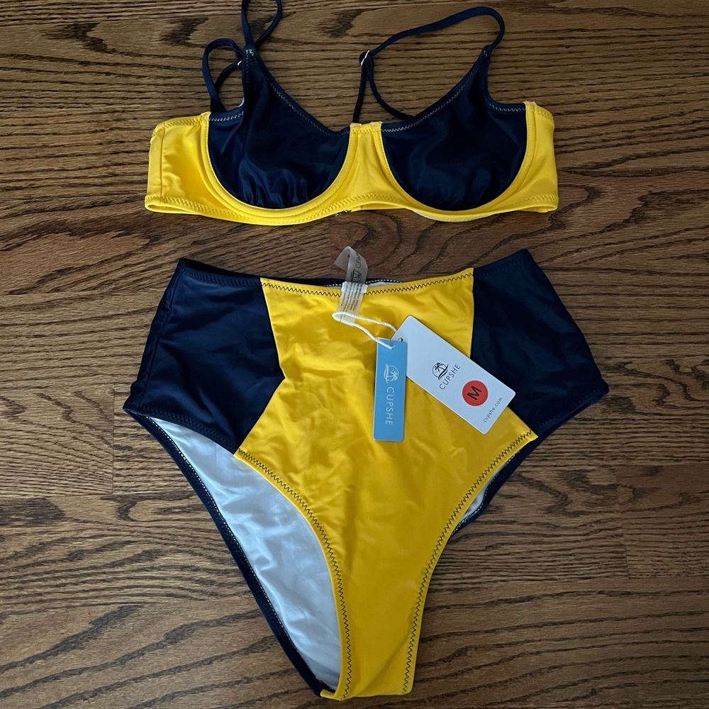 NEW Cupshe high waist bathing suit, Women’s Medium